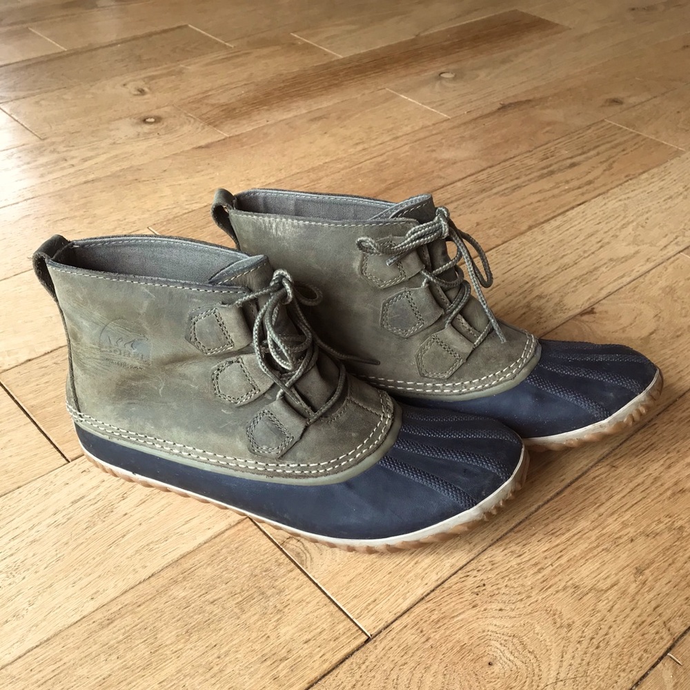 Sorel duck rain boots